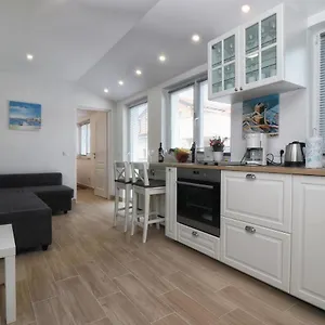 Apartman Korina & Dadi Horvátország